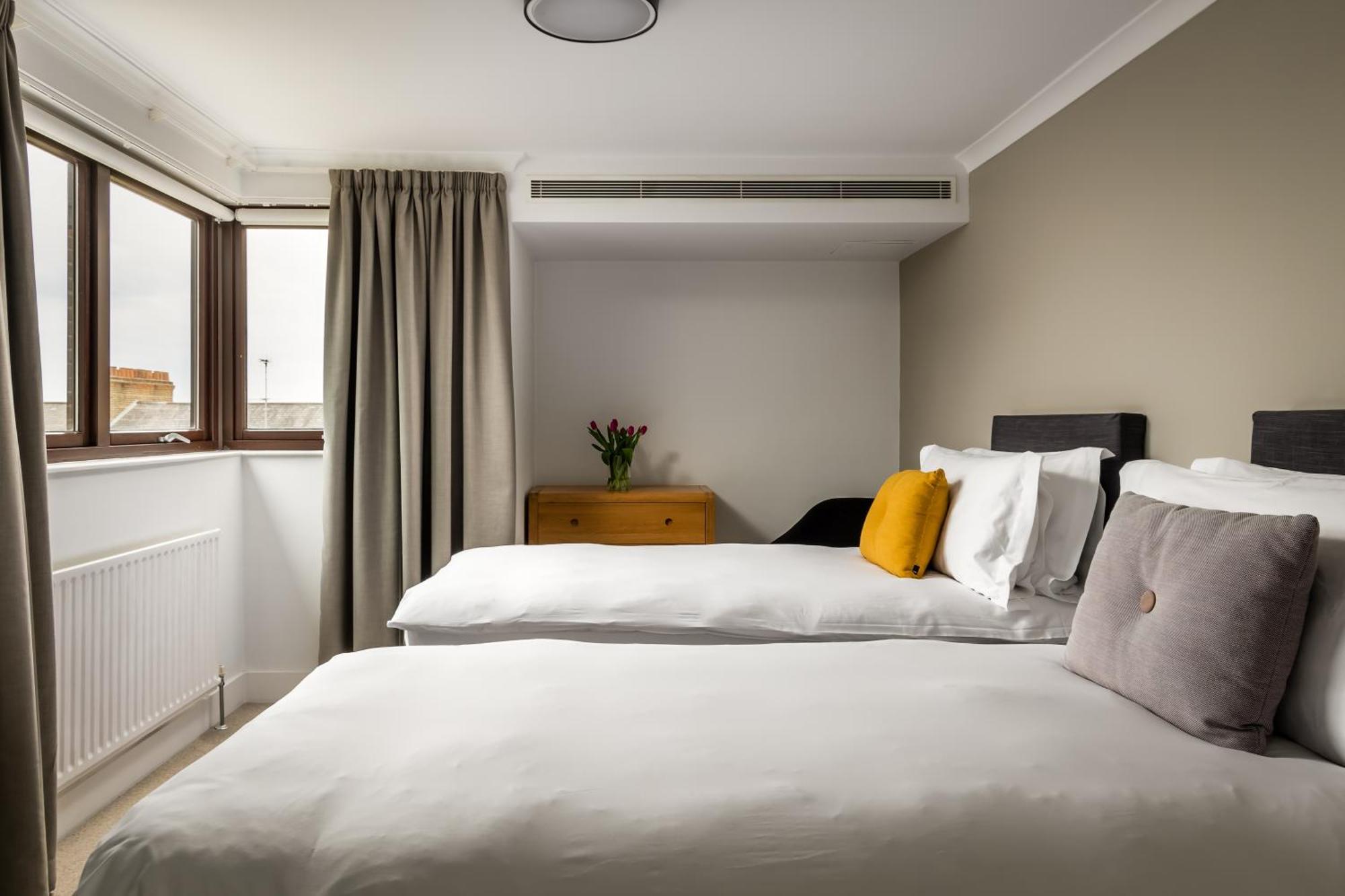 Monarch House - Serviced Apartments - Kensington Лондон Екстер'єр фото