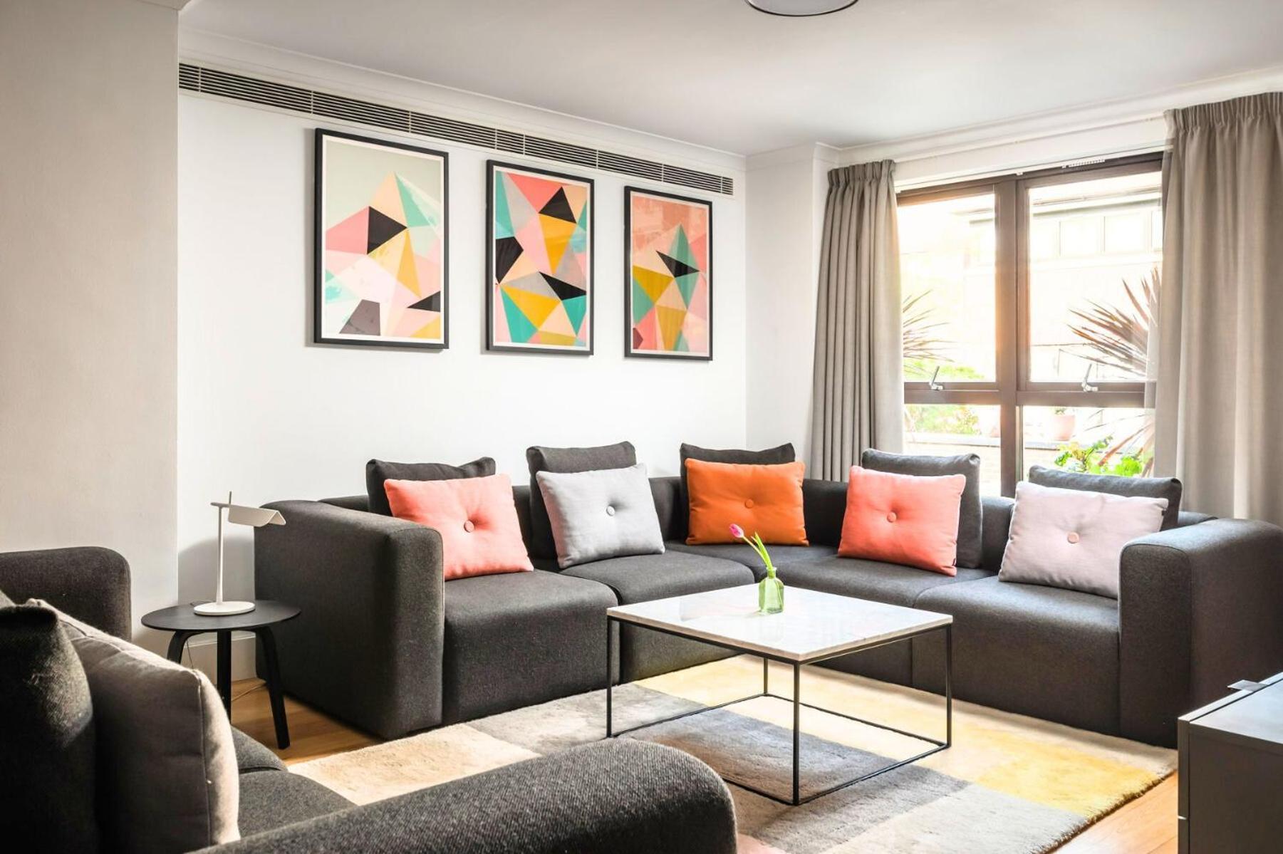 Monarch House - Serviced Apartments - Kensington Лондон Екстер'єр фото