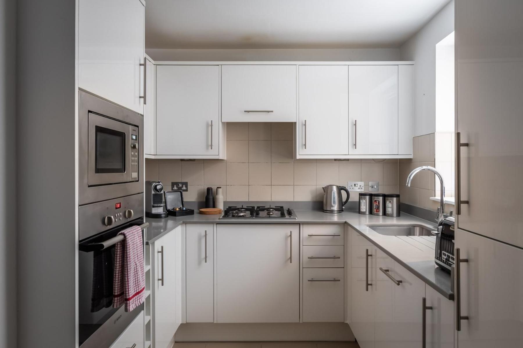 Monarch House - Serviced Apartments - Kensington Лондон Екстер'єр фото
