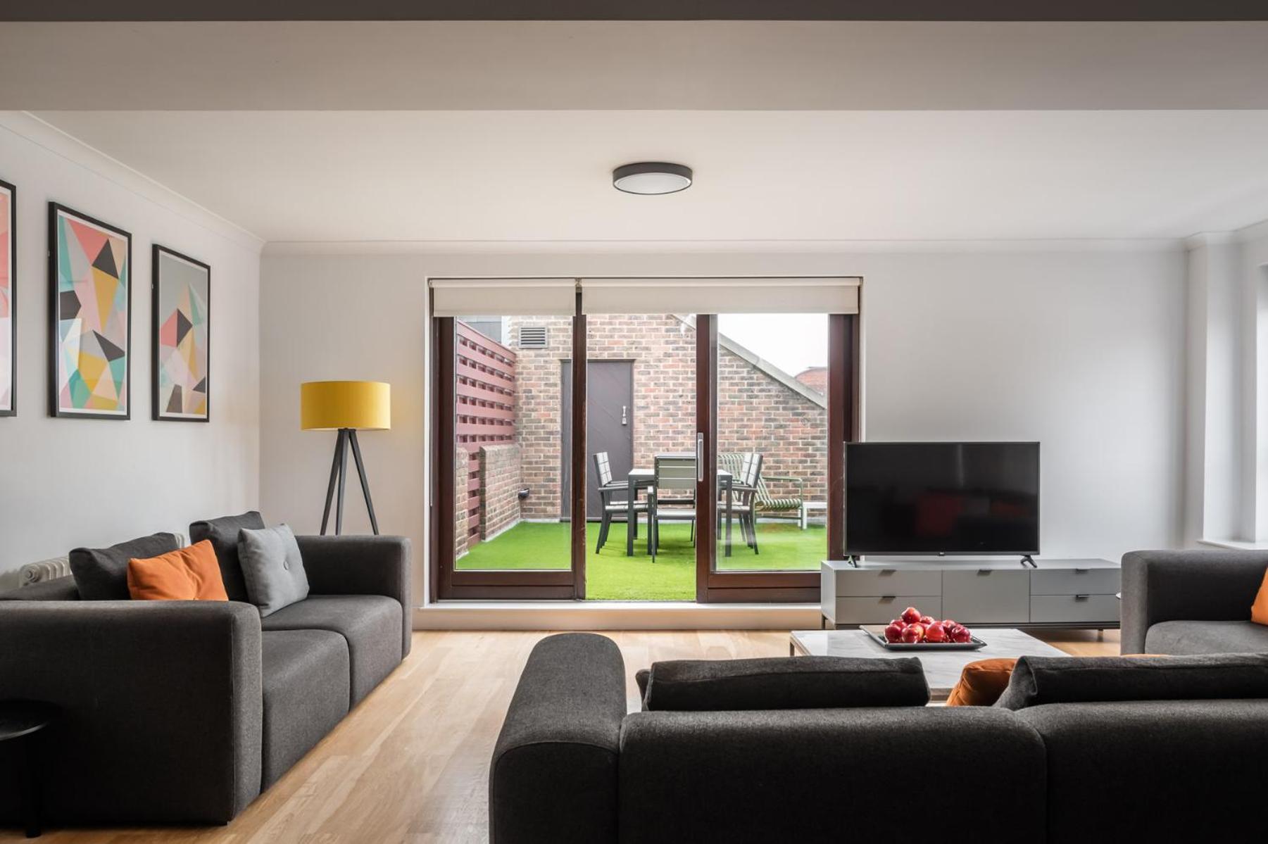 Monarch House - Serviced Apartments - Kensington Лондон Екстер'єр фото