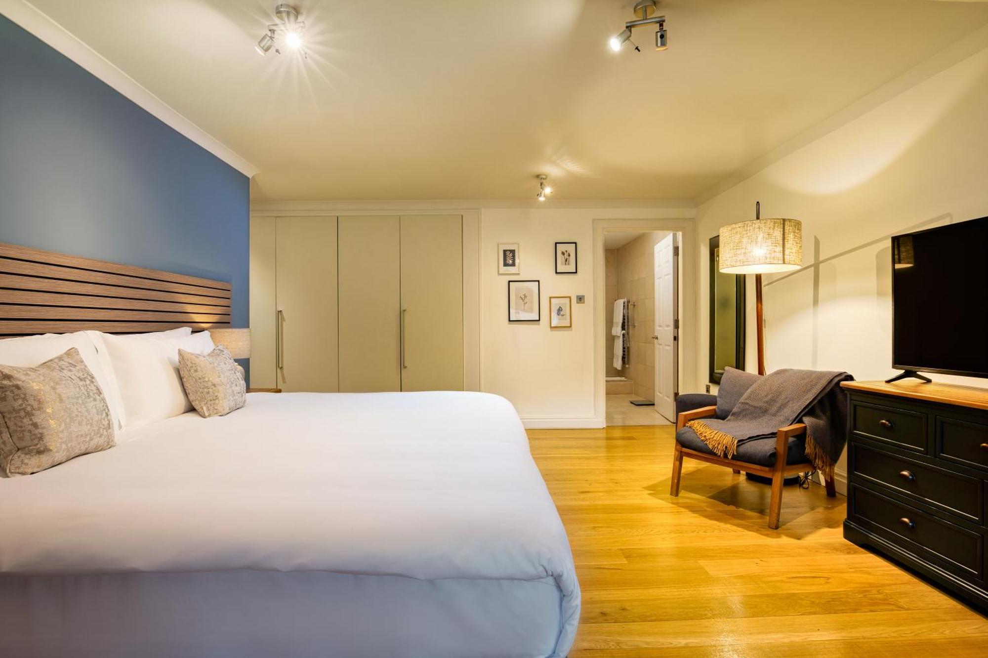 Monarch House - Serviced Apartments - Kensington Лондон Екстер'єр фото