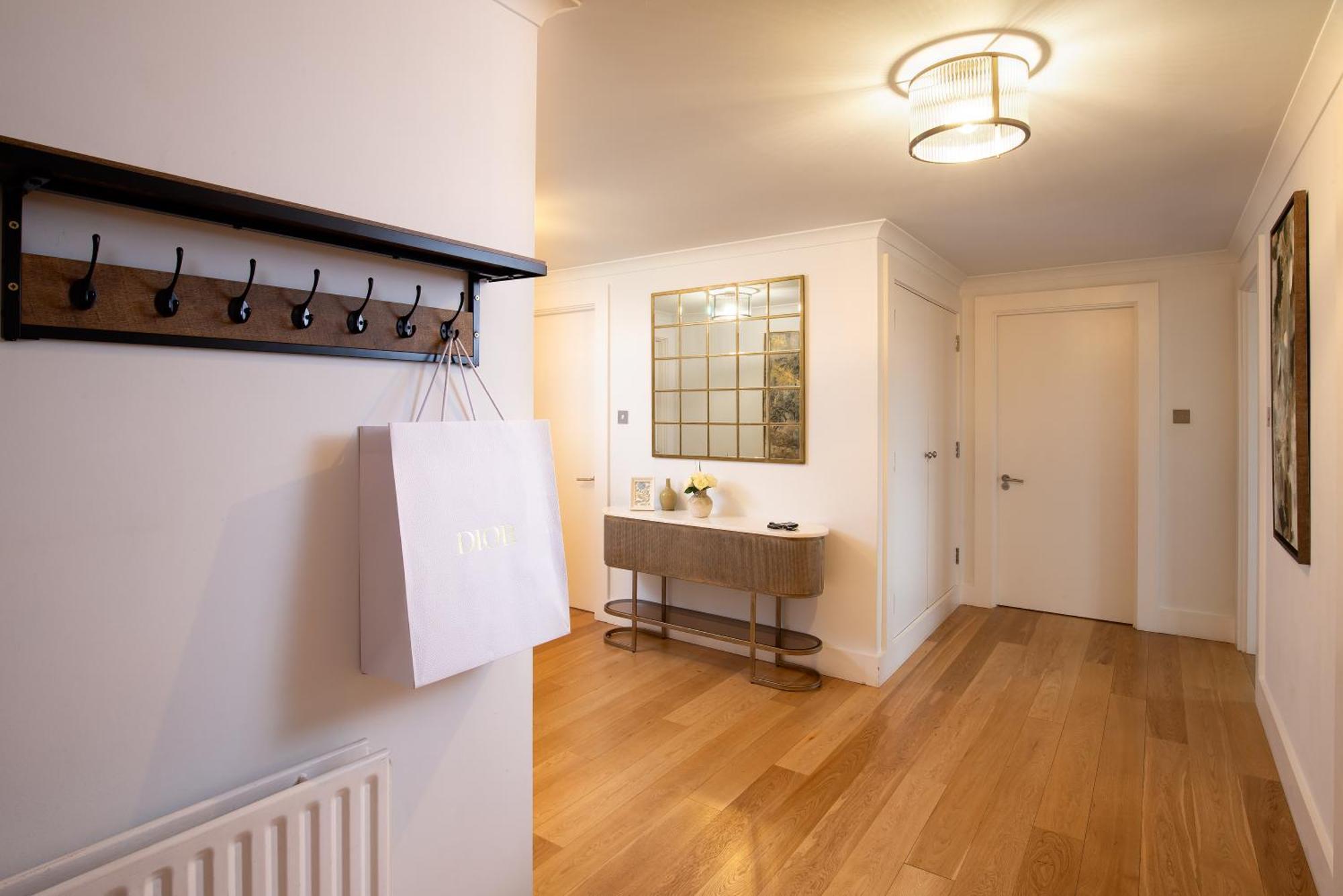 Monarch House - Serviced Apartments - Kensington Лондон Екстер'єр фото