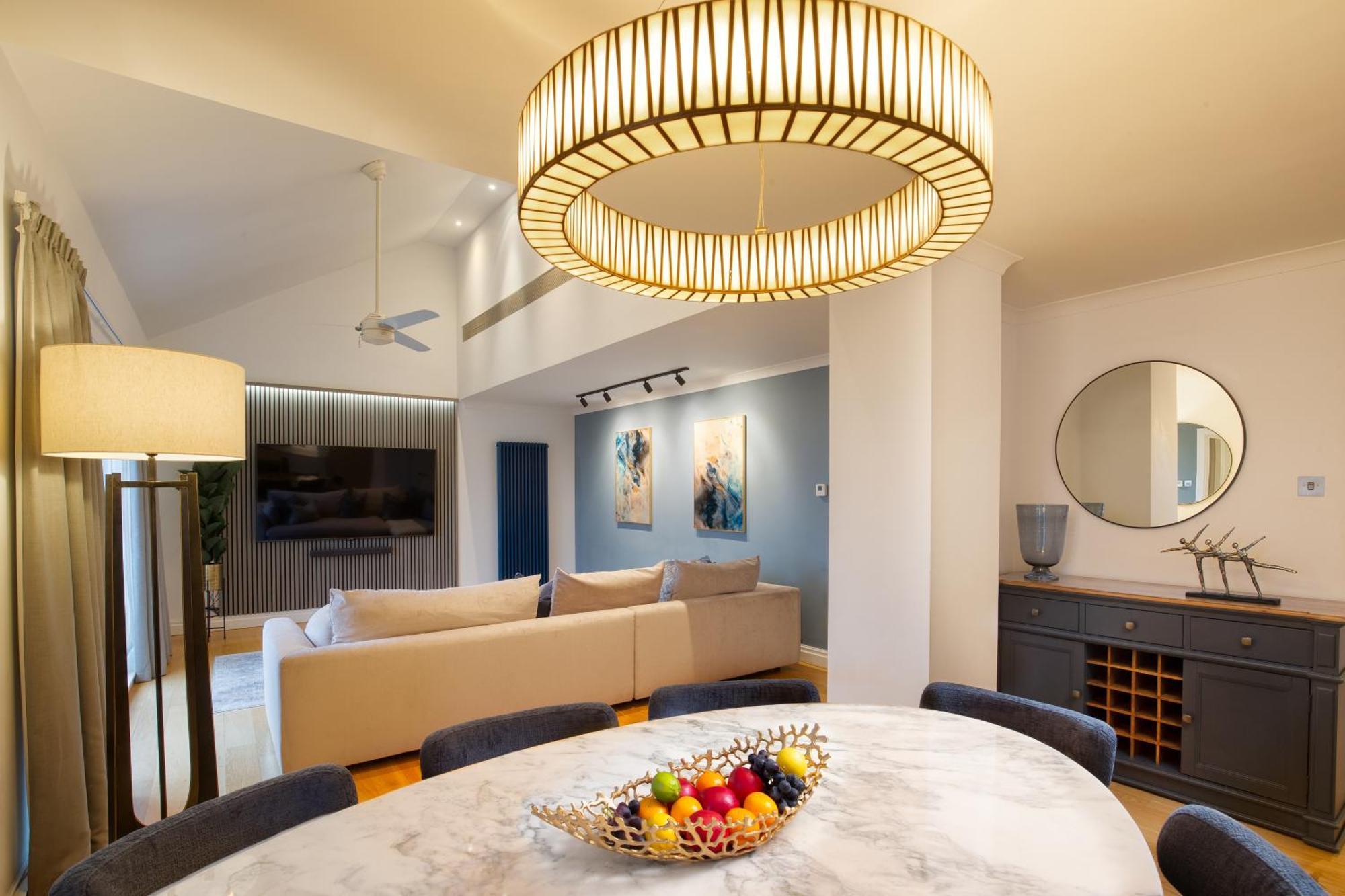 Monarch House - Serviced Apartments - Kensington Лондон Екстер'єр фото